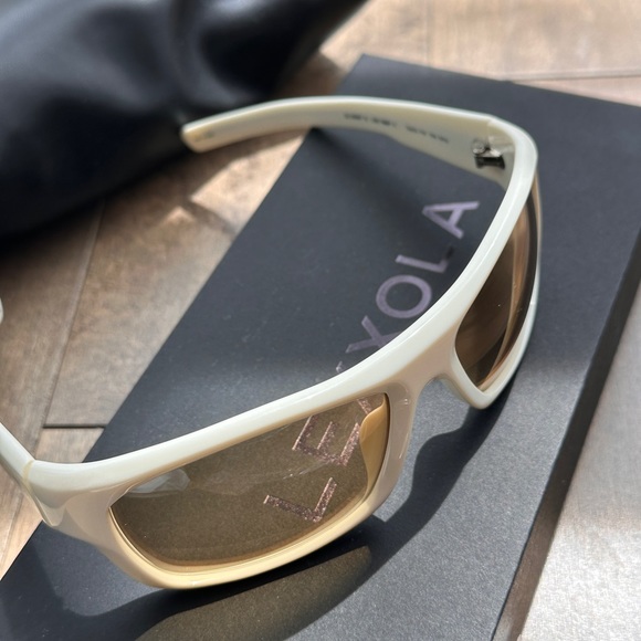 Lexxola Sunglasses - Picture 6 of 8